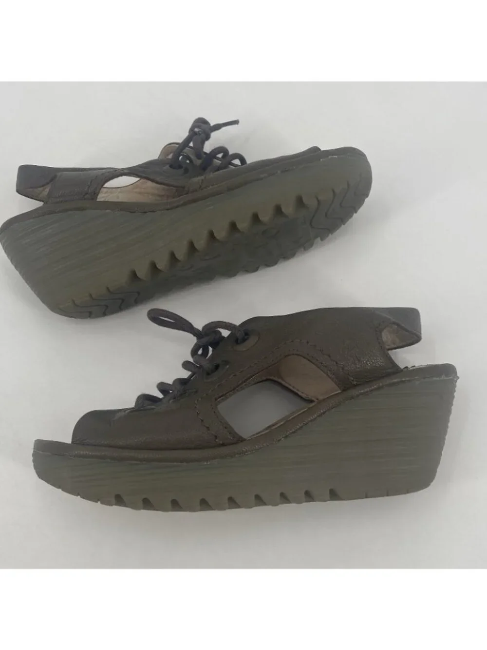Fly London Women's Yifa Green Lace Up Wedge Sandal Size 36 US 5/5.5